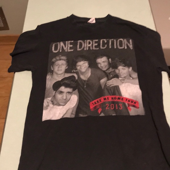 Tops - One Direction concert shirt